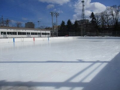 長根公園ホッケーリンク